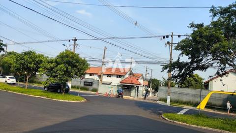 Venda | Apartamento com 47,00 m², 2 dormitório(s), 1 vaga(s). Jardim São Silvestre, Maringá
